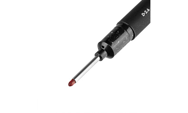 Charakteristika produktu "Vlastnosti červeného popisovače pro přesnou práci D-2.4" - foto č. 1