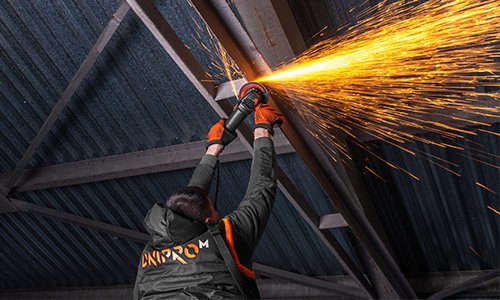 «Комфортная работа» товара: «Шлифмашина угловая Dnipro-M GS-160SЕ» - фото №8 Характеристика товара «Комфортная работа» - фото №8