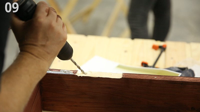 отверстия для шурупов