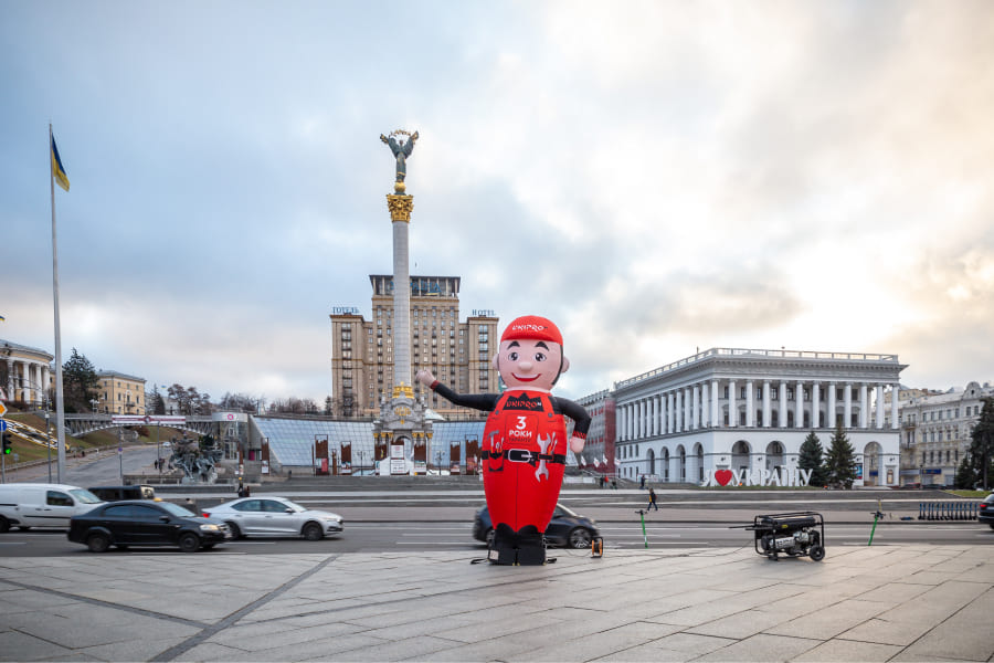 Днипромен начал прогулку с сердца Киева