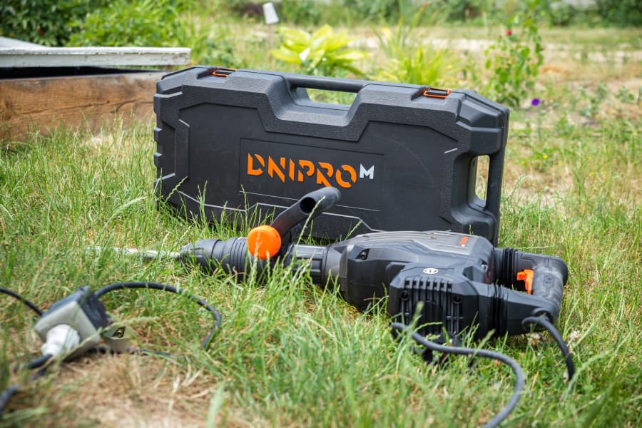 Как инструмент Dnipro-M помогает восстанавливать разрушенные дома